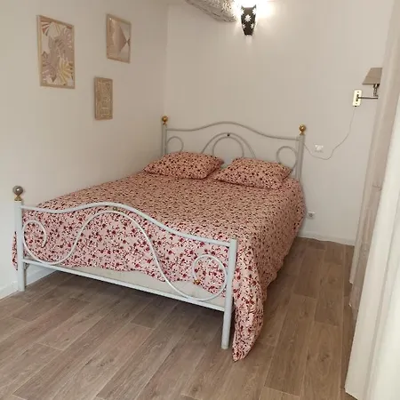 Hebergement Sur L Ile De Martigues, La Venise Provencale Exterior photo